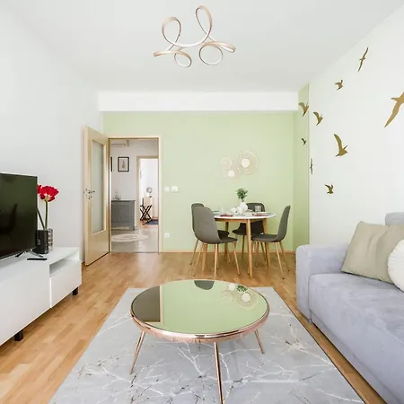 Modern Two-bedroom With Free Parking Apartament Budapeszt