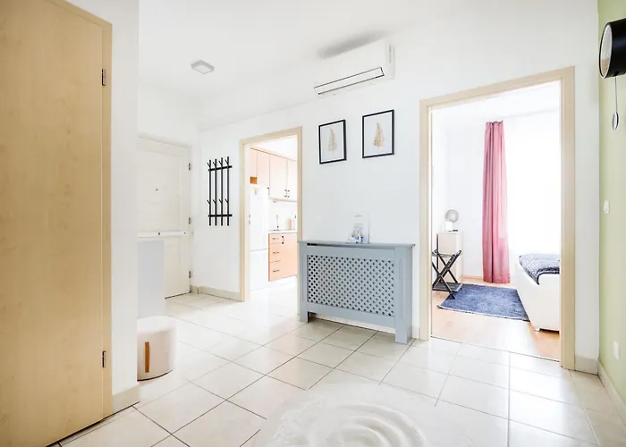 Apartman Modern Two-bedroom With Free Parking