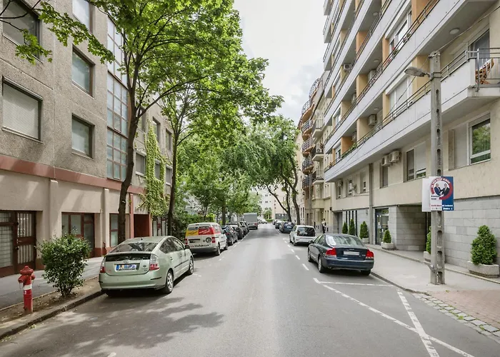 Apartman Modern Two-bedroom With Free Parking